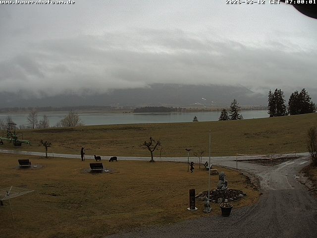 Archived image Webcam Rosshaupten: Salenberghof