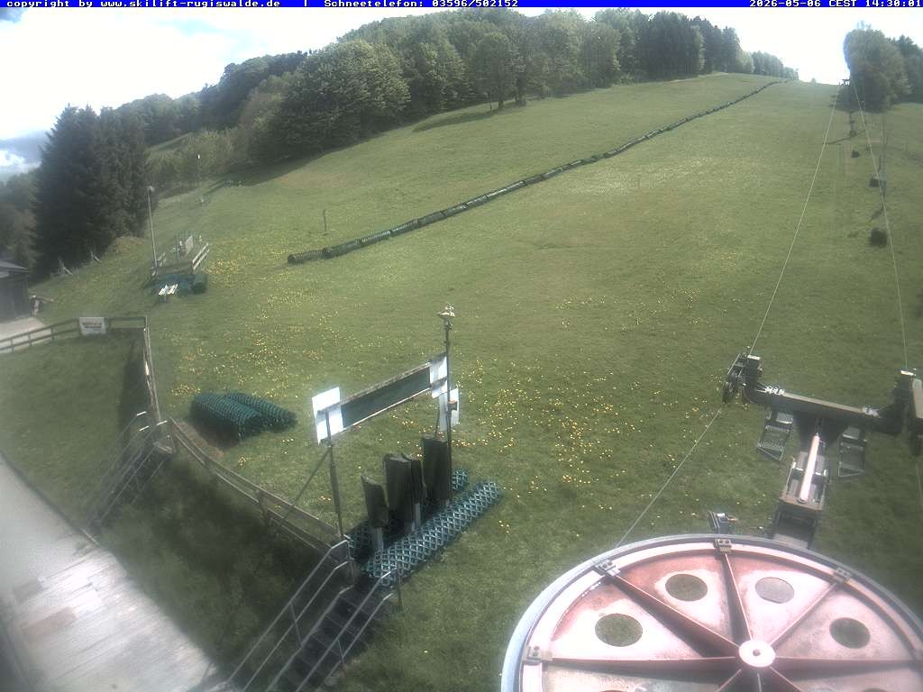 Archived image Webcam Slopes of Rugiswalde