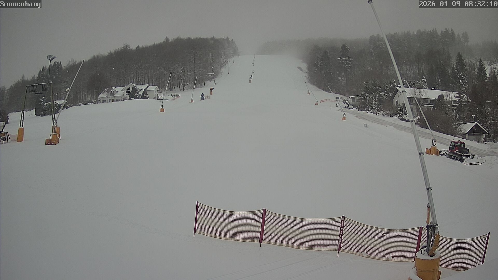 Archived image Webcam Schwalefeld slope