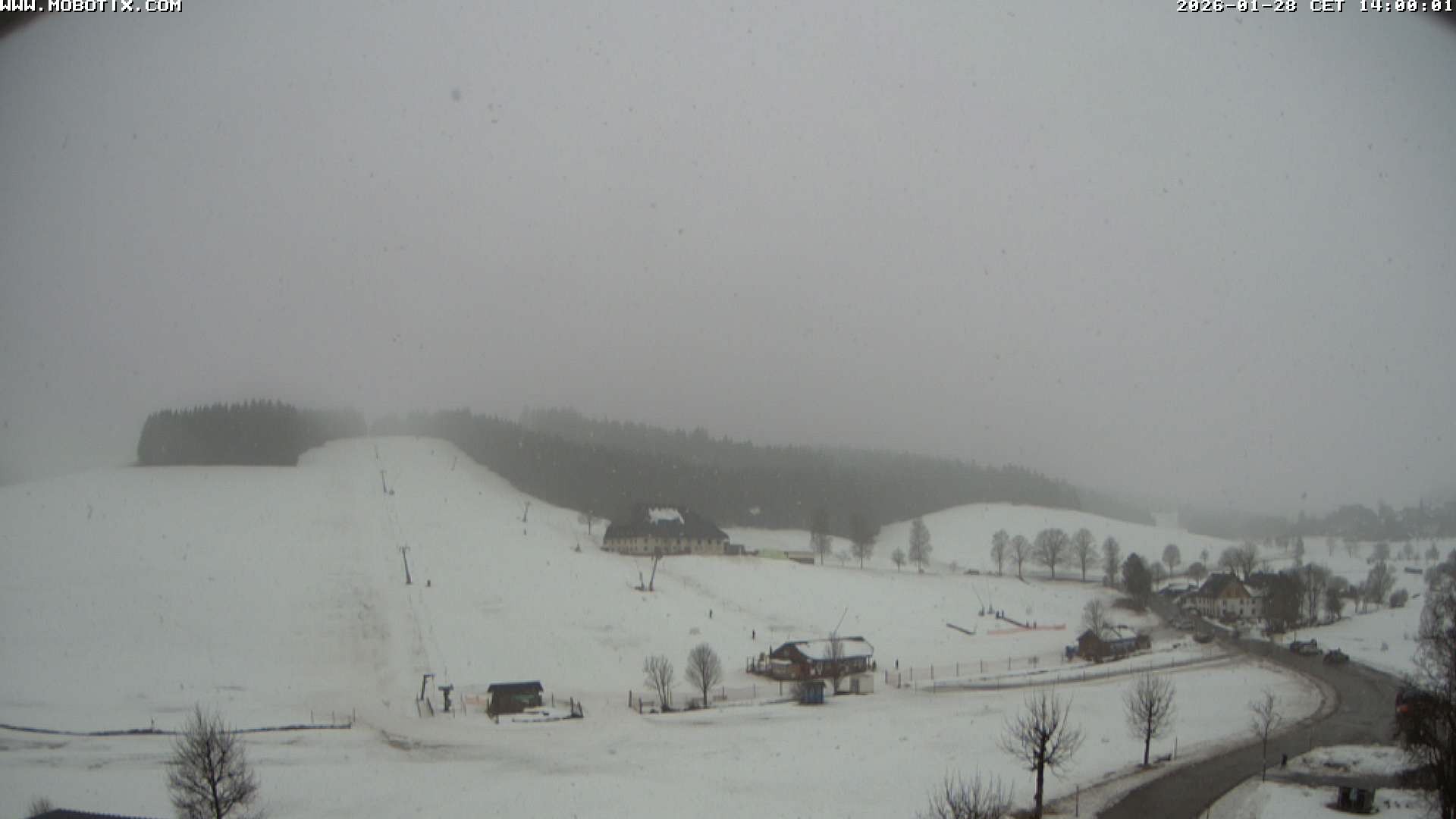 Archived image Webcam Schneeberg ski lift (Titisee)
