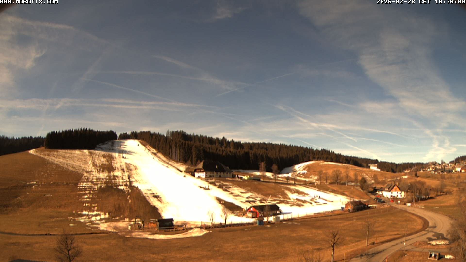 Archived image Webcam Schneeberg ski lift (Titisee)