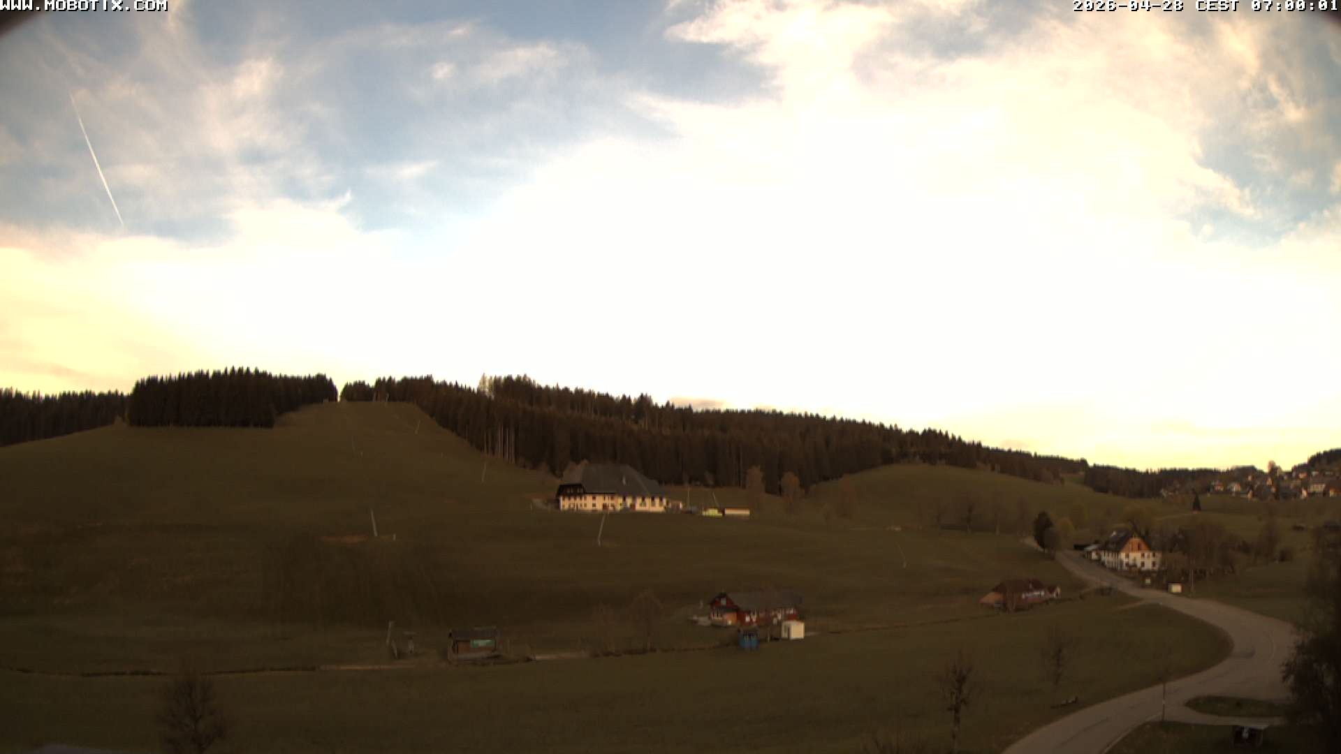 Archived image Webcam Schneeberg ski lift (Titisee)