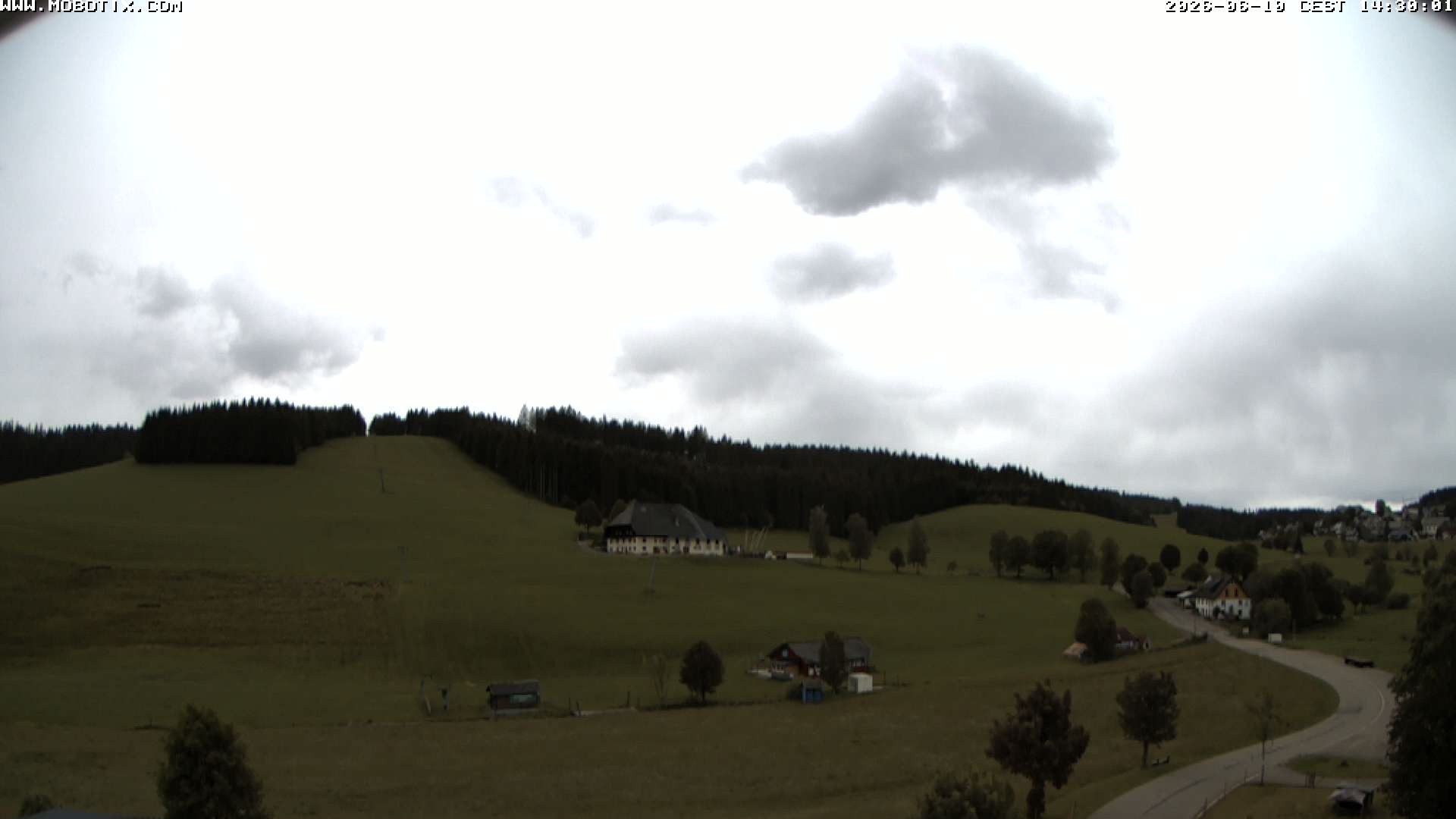 Archived image Webcam Schneeberg ski lift (Titisee)
