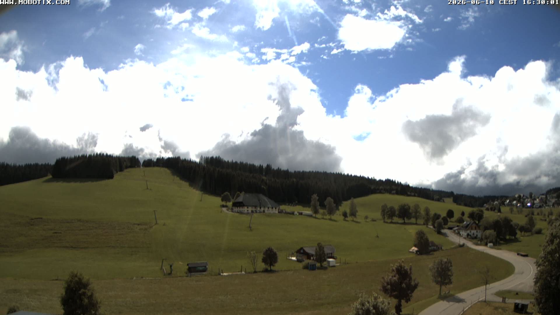 Archived image Webcam Schneeberg ski lift (Titisee)