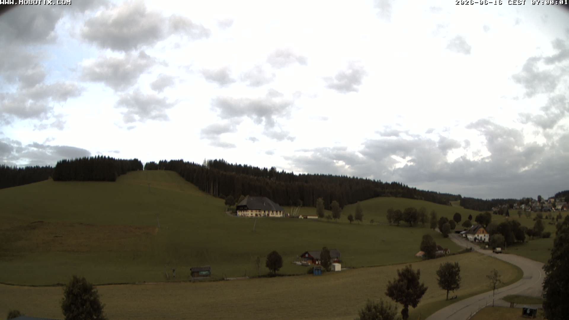 Archived image Webcam Schneeberg ski lift (Titisee)