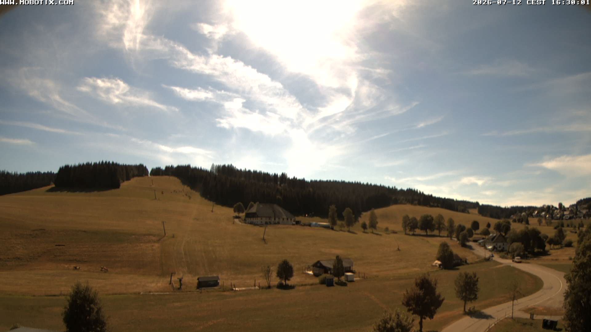 Archived image Webcam Schneeberg ski lift (Titisee)