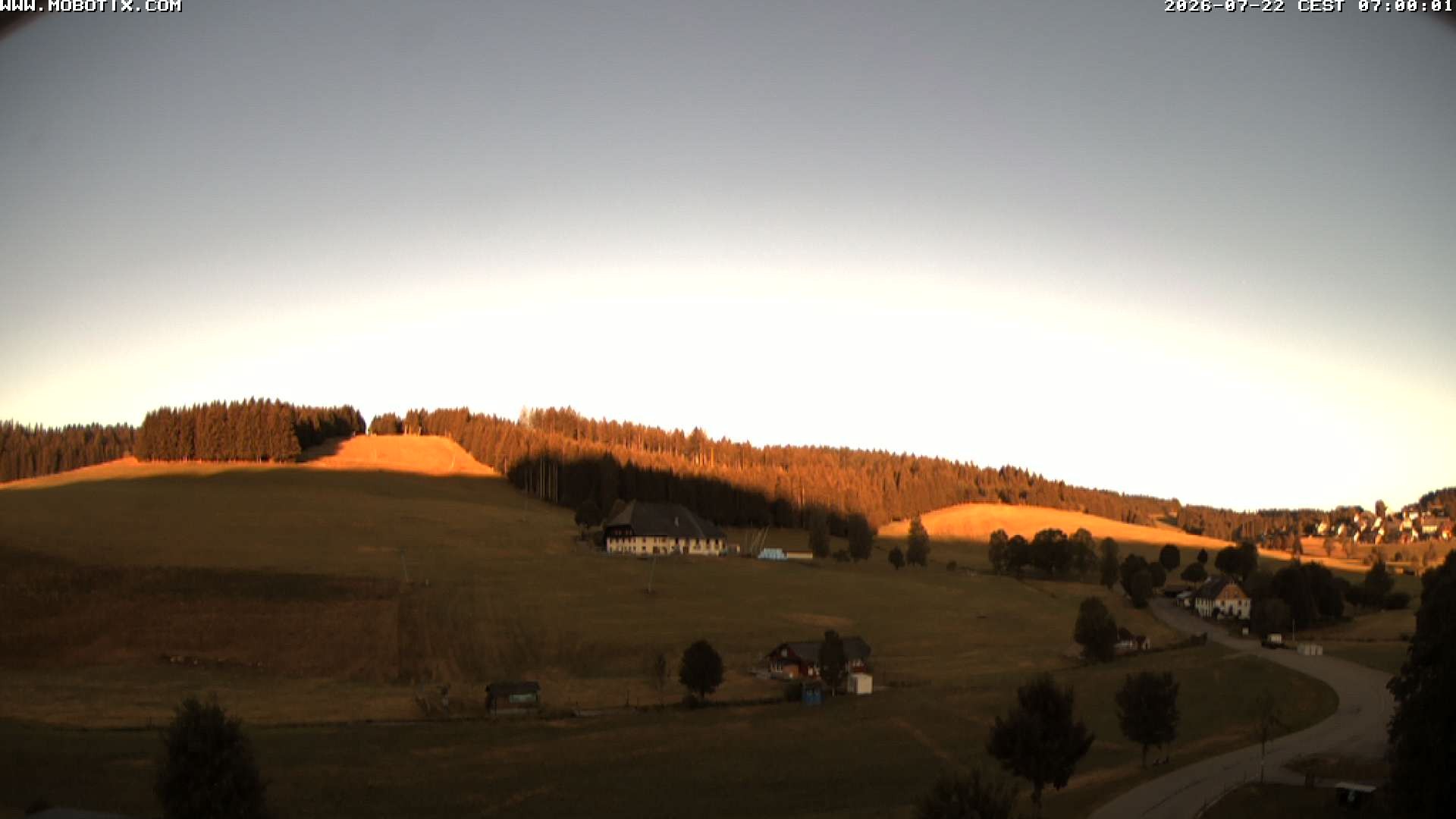 Archived image Webcam Schneeberg ski lift (Titisee)