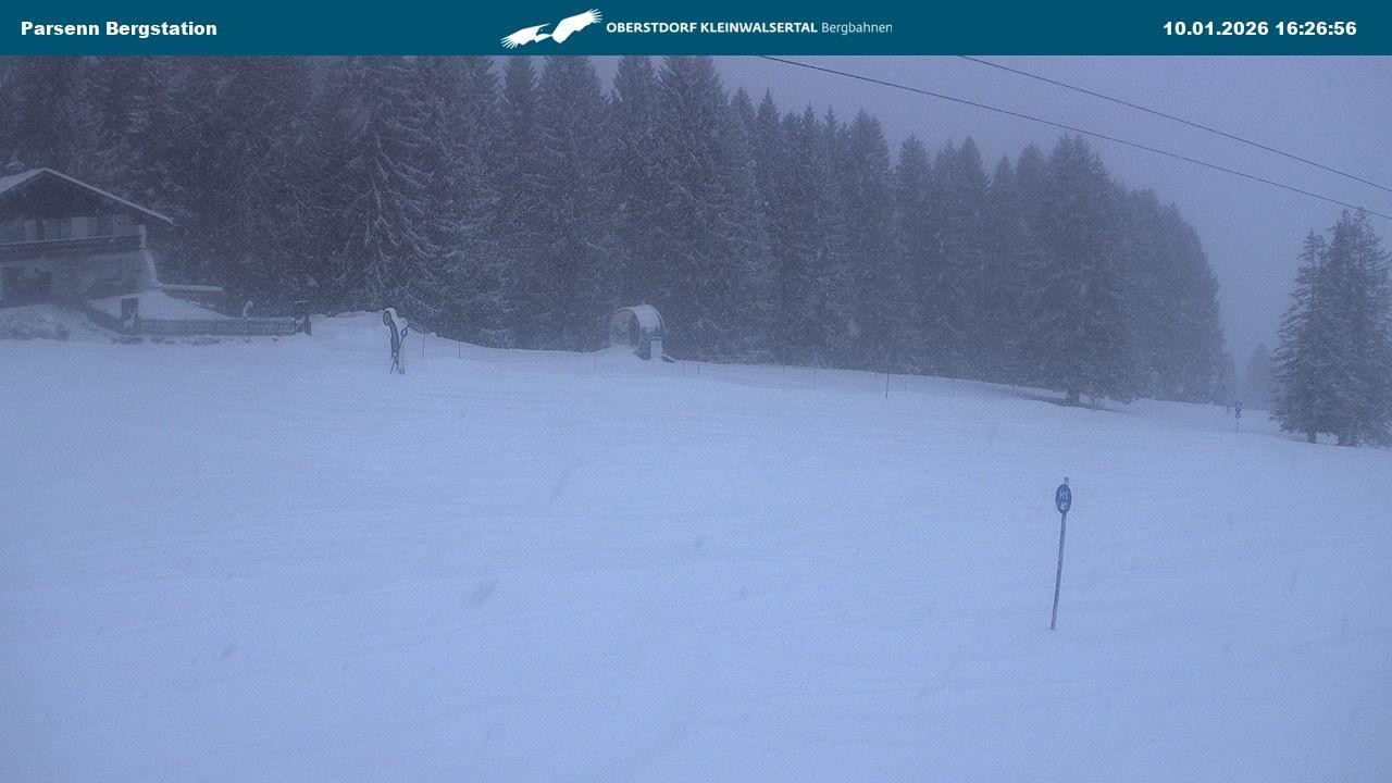 Archived image Webcam Parsenn upper station