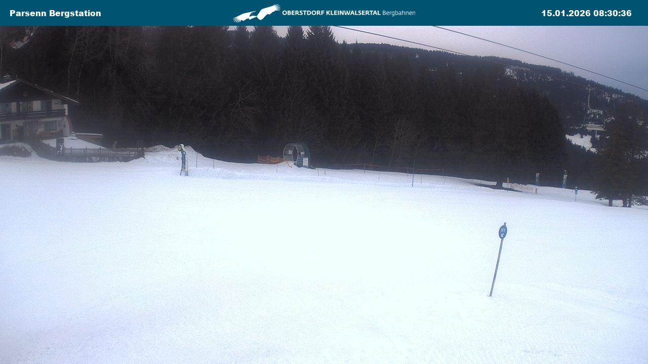 Archived image Webcam Parsenn upper station