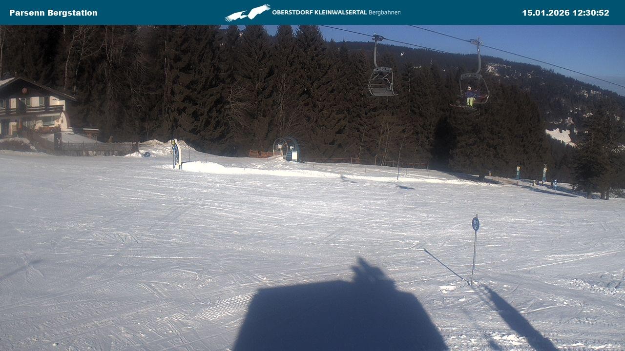 Archived image Webcam Parsenn upper station