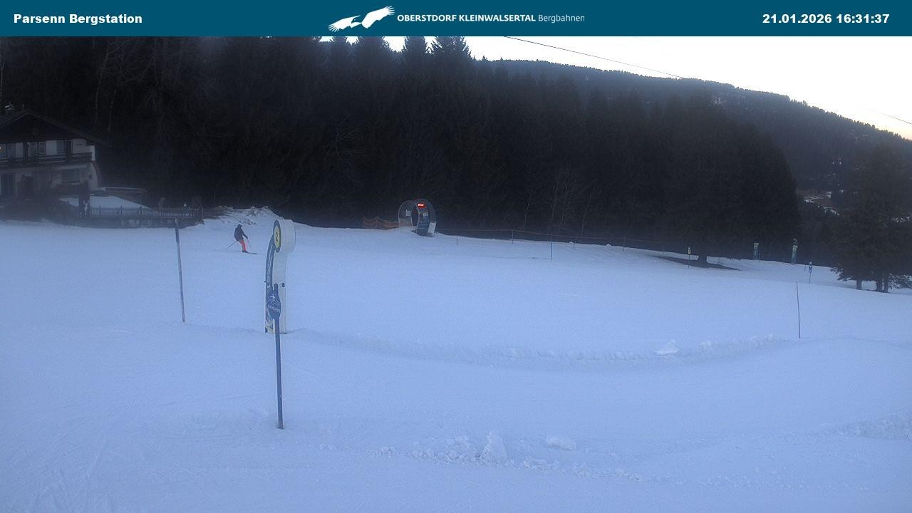 Archiv Foto Webcam Berstation Parsennbahn