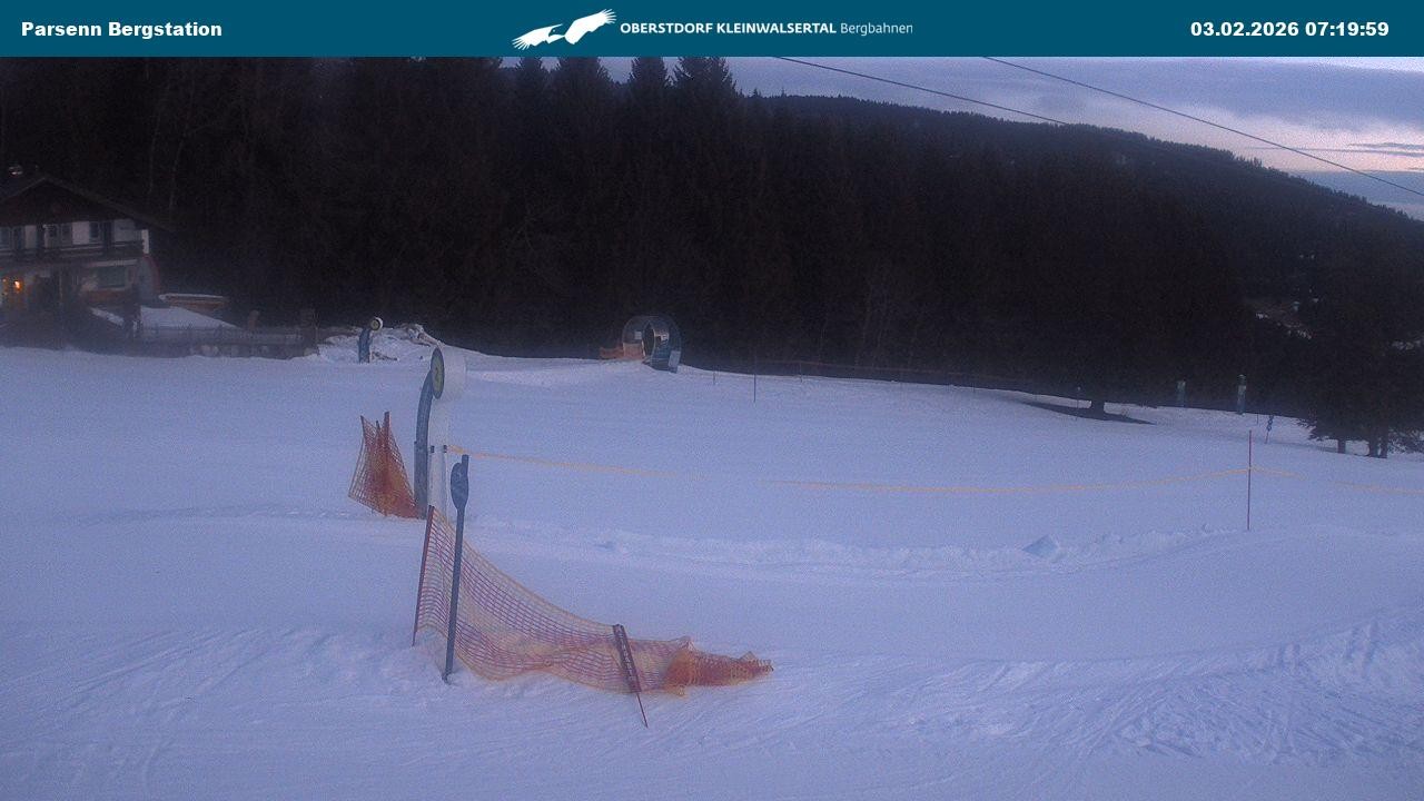 Archived image Webcam Parsenn upper station