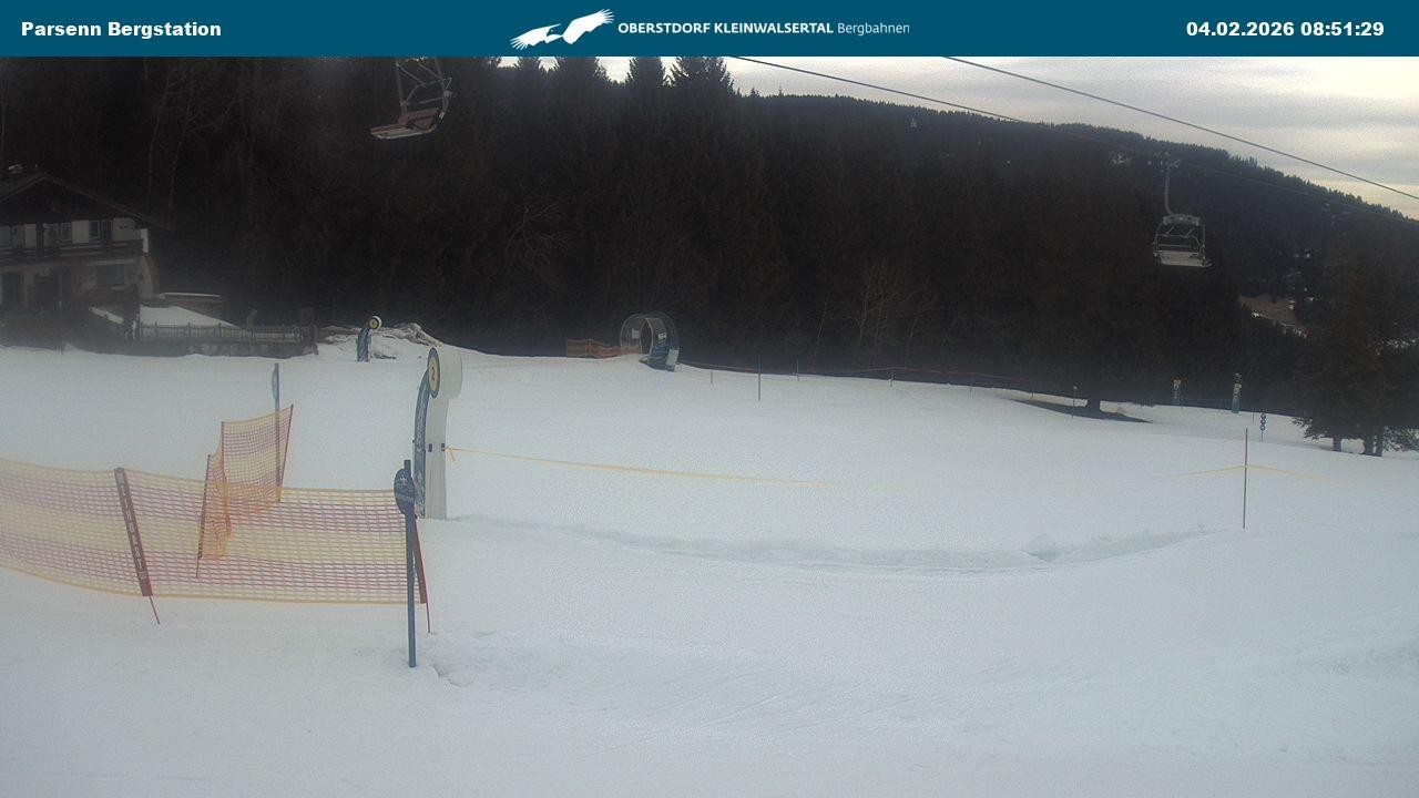 Archived image Webcam Parsenn upper station