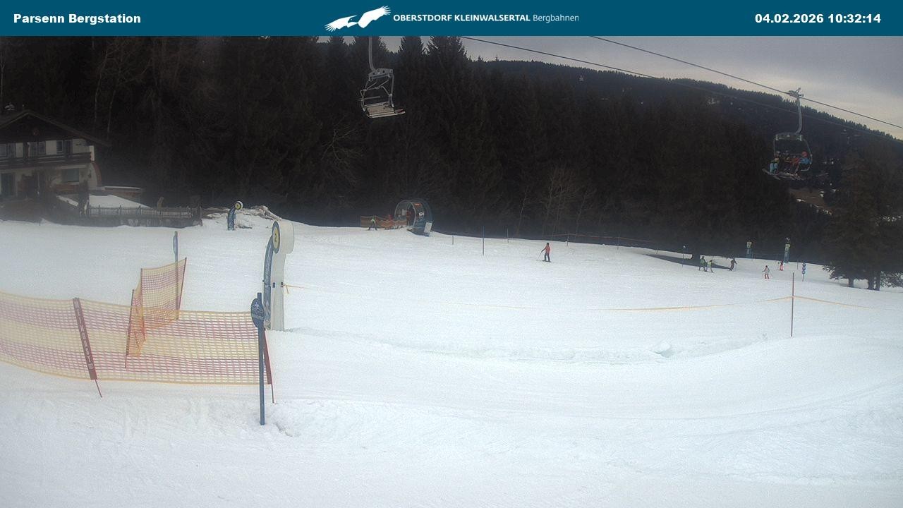 Archived image Webcam Parsenn upper station
