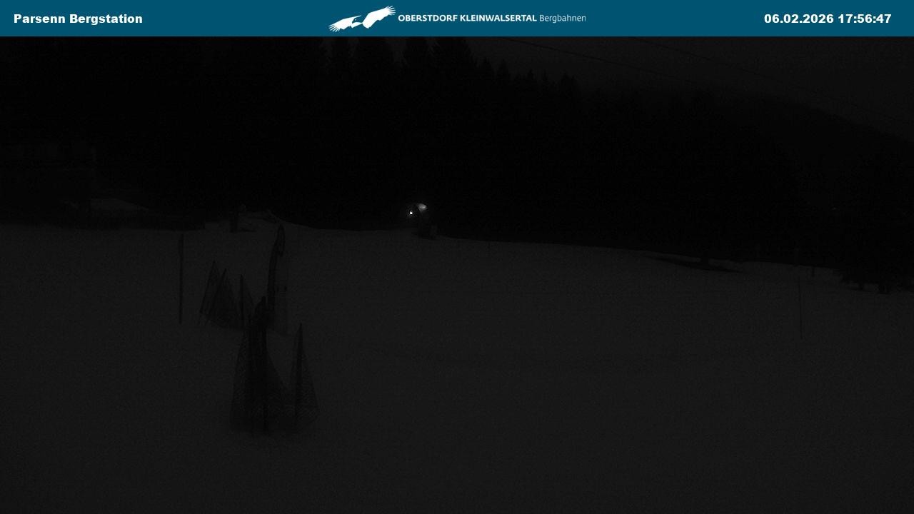 Archived image Webcam Parsenn upper station