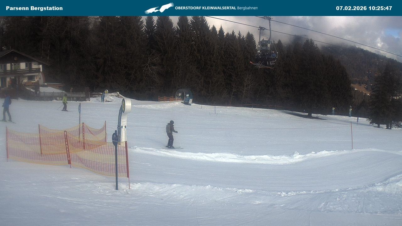 Archived image Webcam Parsenn upper station