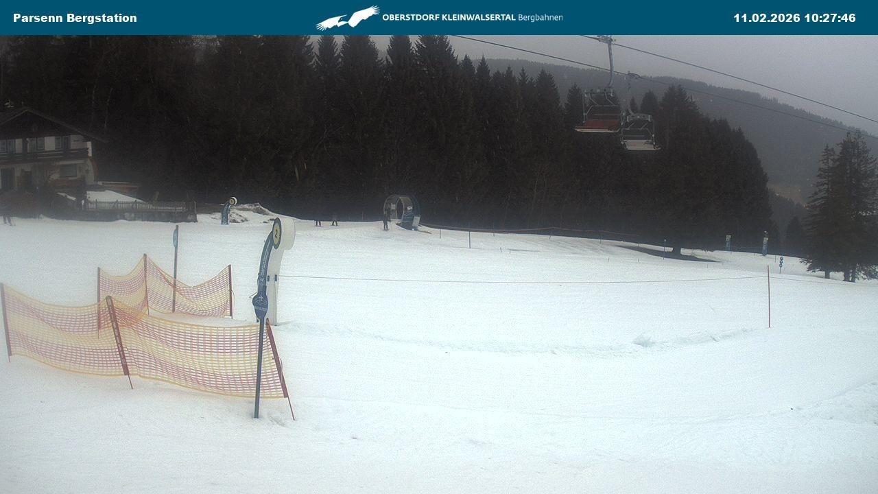 Archived image Webcam Parsenn upper station