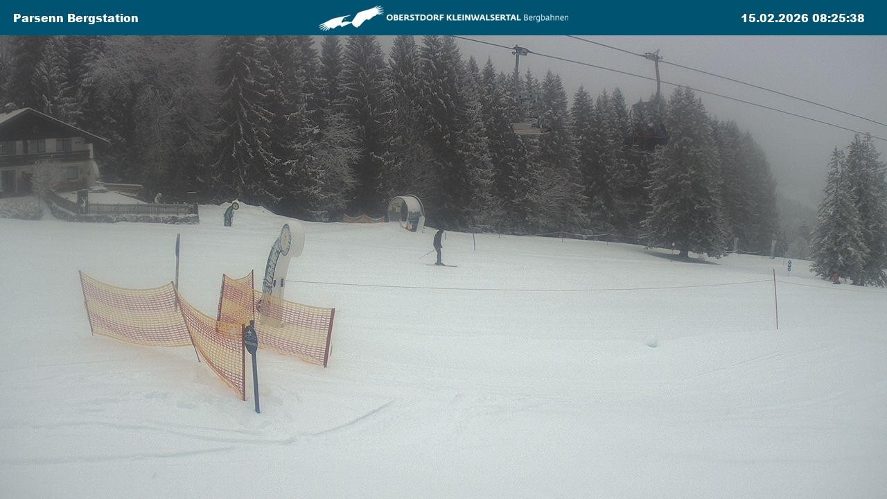 Archived image Webcam Parsenn upper station