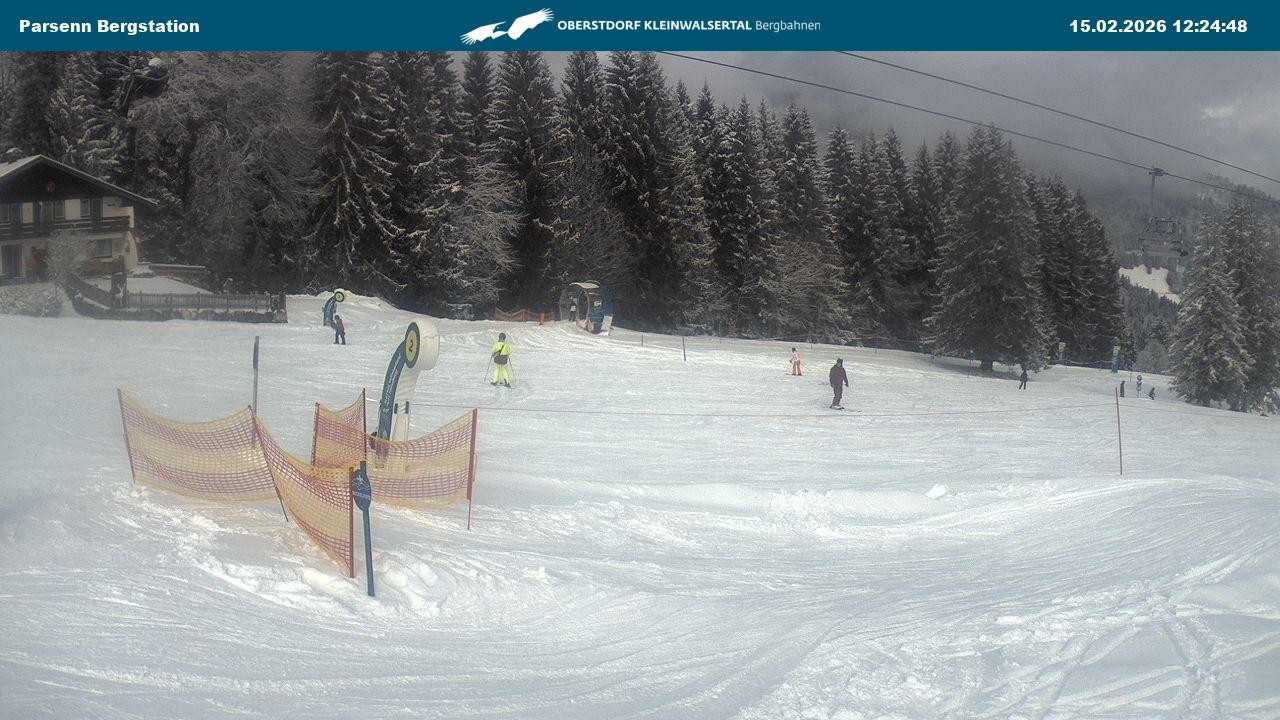 Archived image Webcam Parsenn upper station