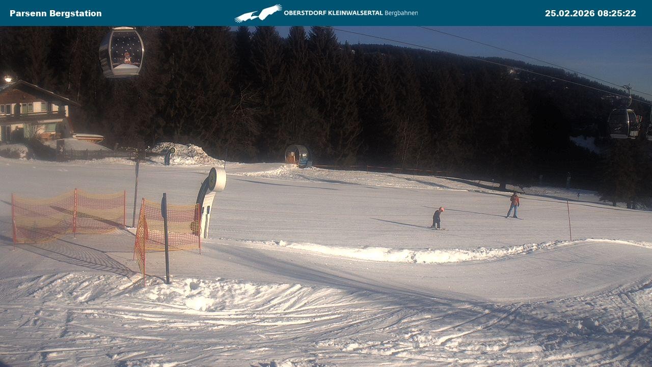 Archived image Webcam Parsenn upper station