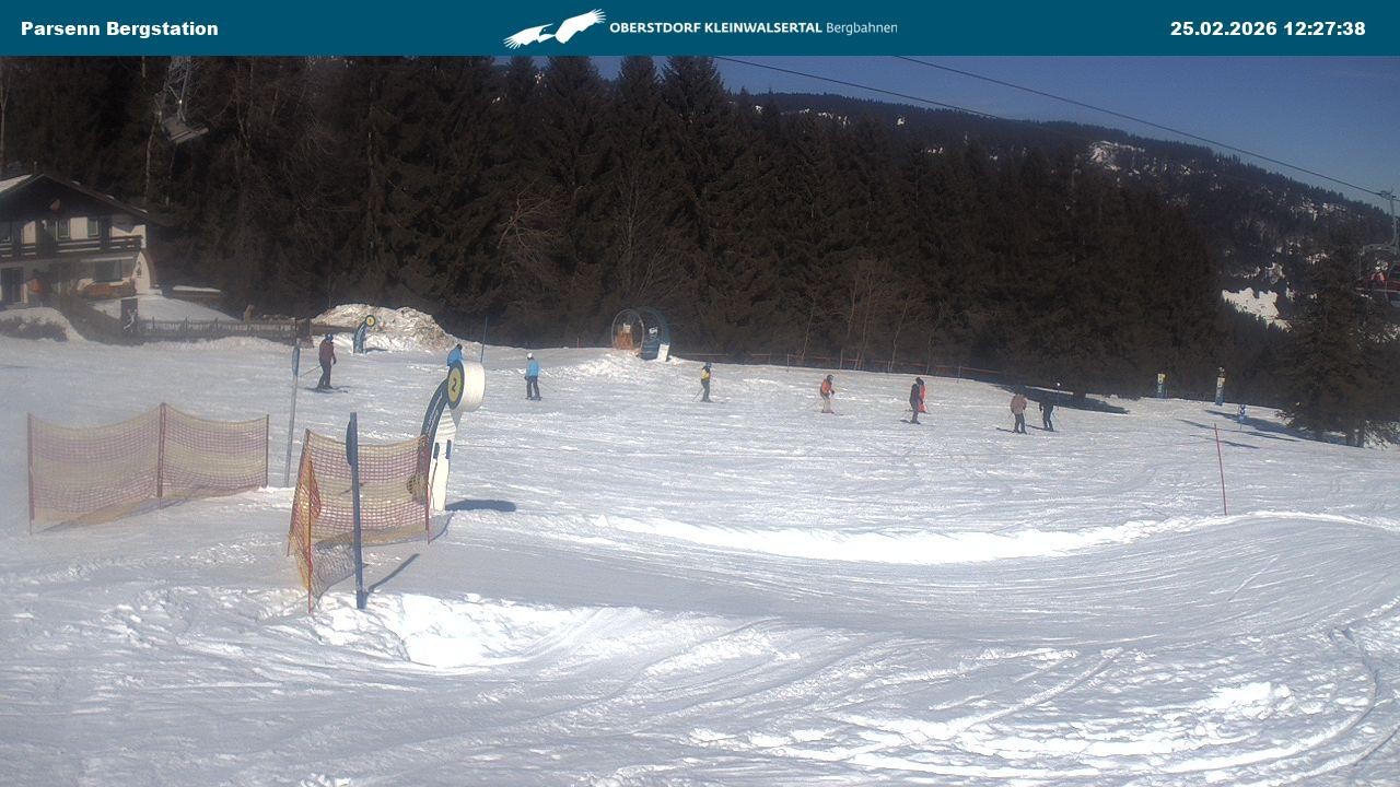 Archived image Webcam Parsenn upper station