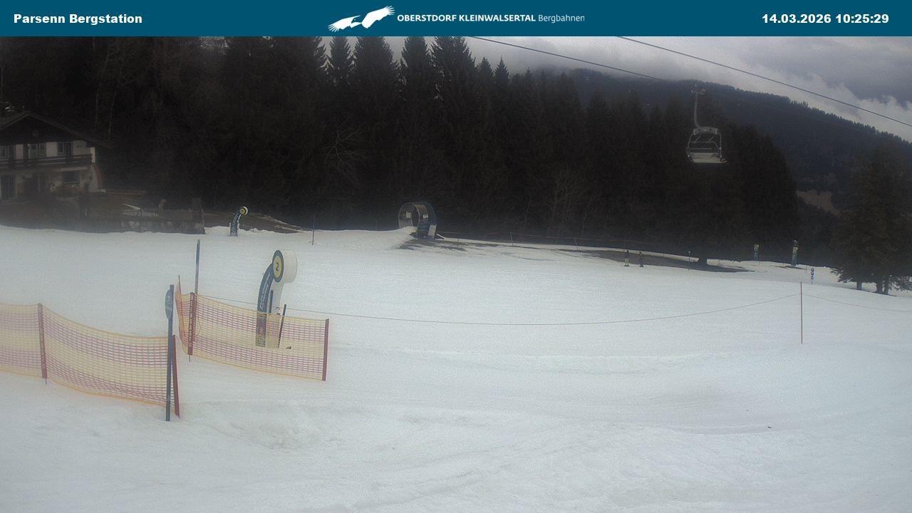 Archived image Webcam Parsenn upper station