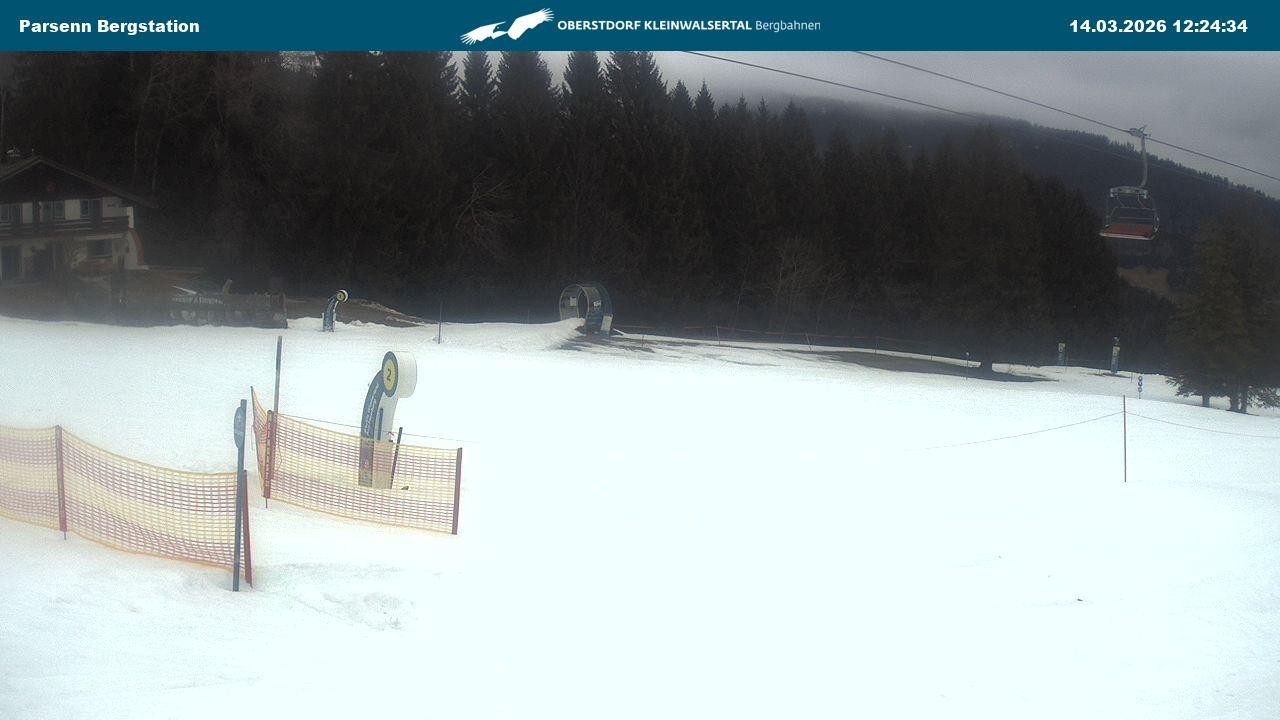 Archived image Webcam Parsenn upper station