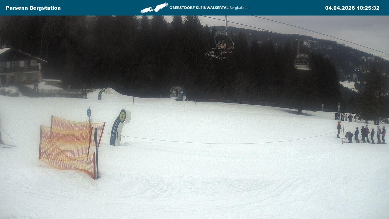 Archived image Webcam Parsenn upper station