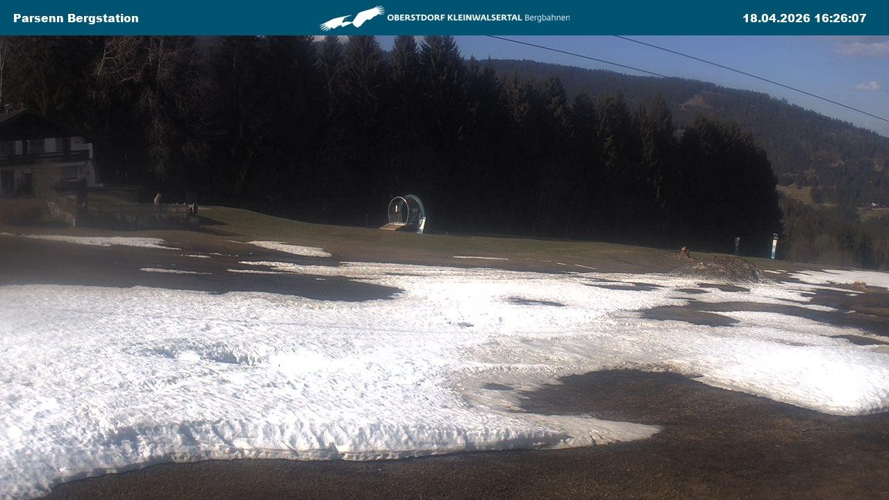 Archived image Webcam Parsenn upper station