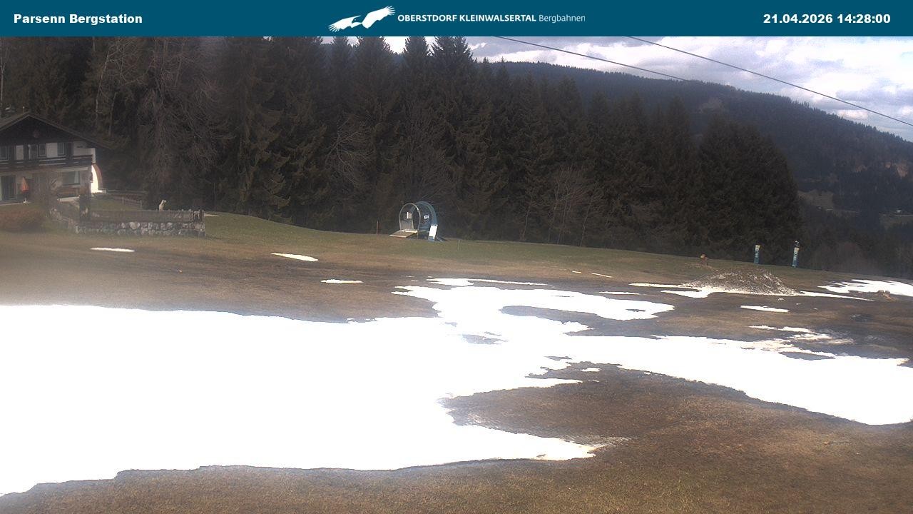 Archived image Webcam Parsenn upper station