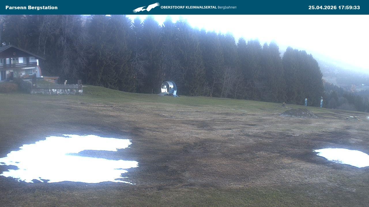 Archived image Webcam Parsenn upper station