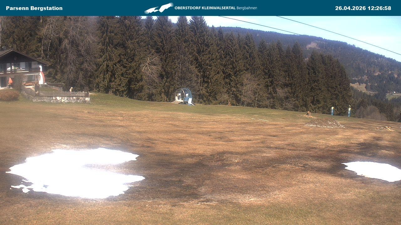 Archived image Webcam Parsenn upper station