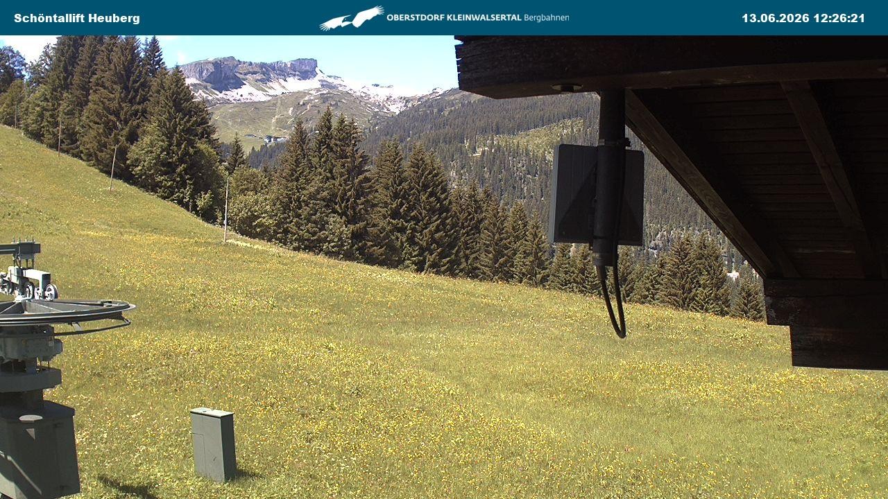 Archived image Webcam Parsenn upper station