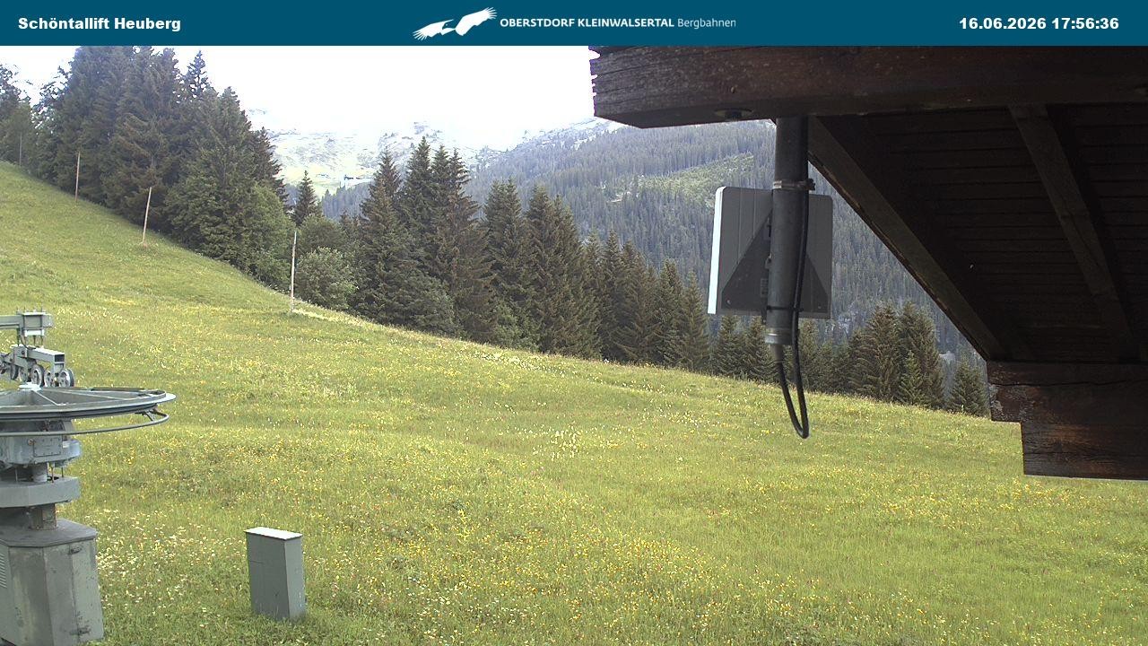 Archived image Webcam Parsenn upper station