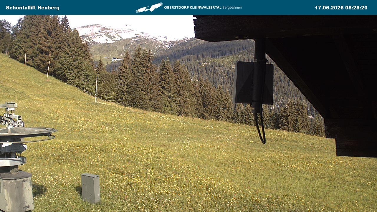 Archived image Webcam Parsenn upper station