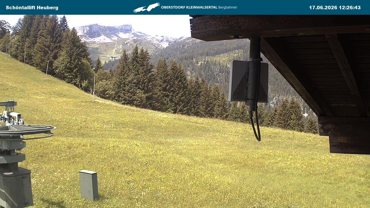 Archived image Webcam Parsenn upper station
