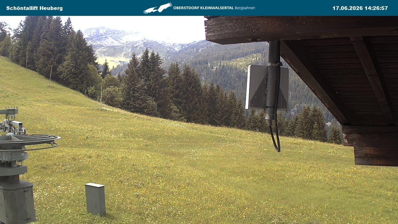 Archived image Webcam Parsenn upper station