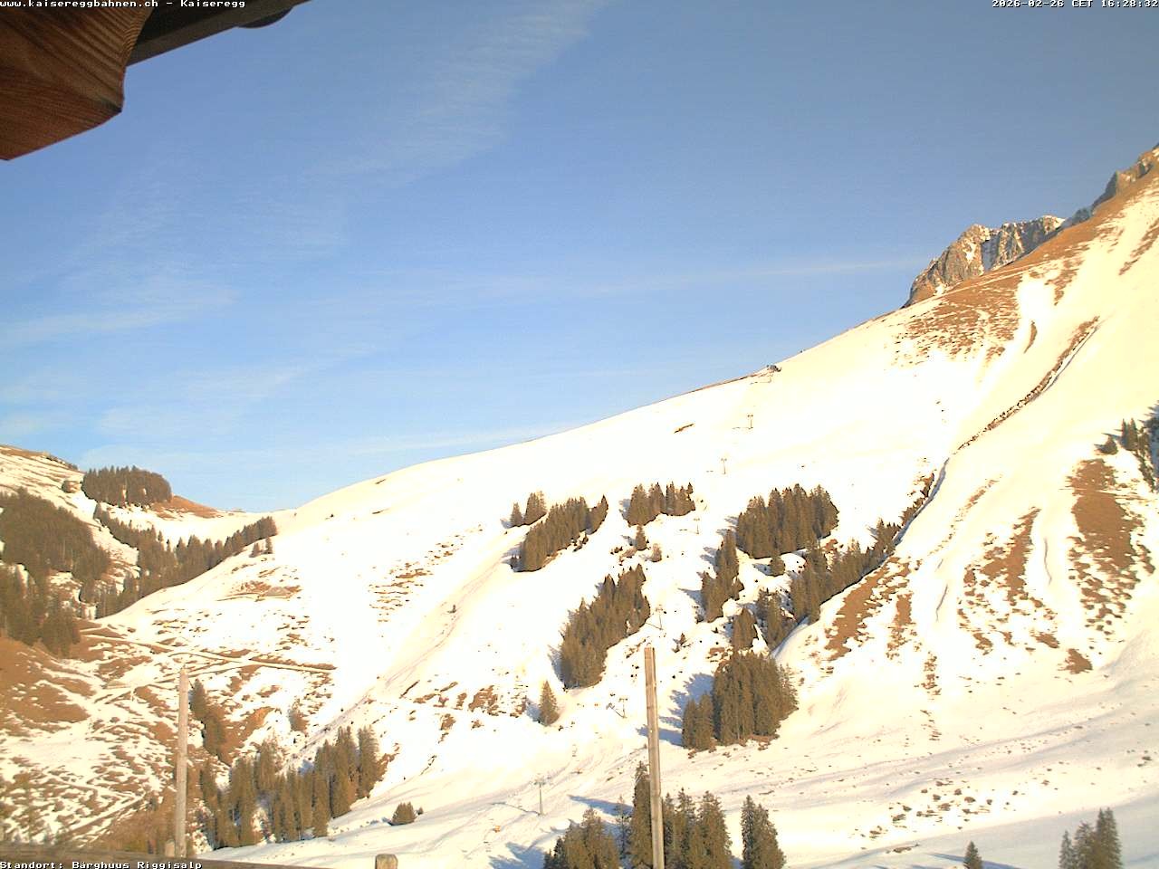 Archived image Webcam Schwarzsee Kaiseregg - mountain hut Bärghuus Riggisalp