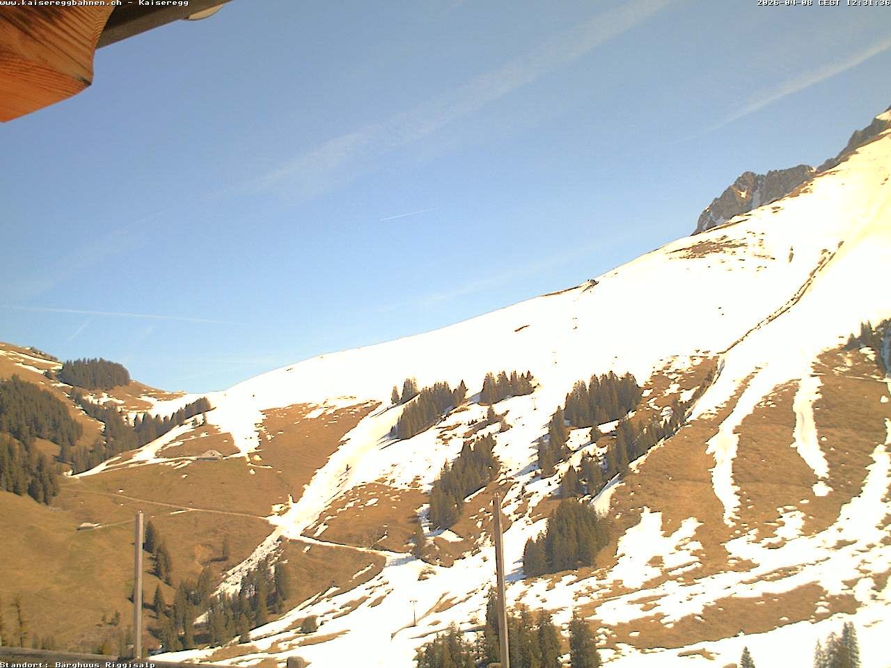 Archived image Webcam Schwarzsee Kaiseregg - mountain hut Bärghuus Riggisalp