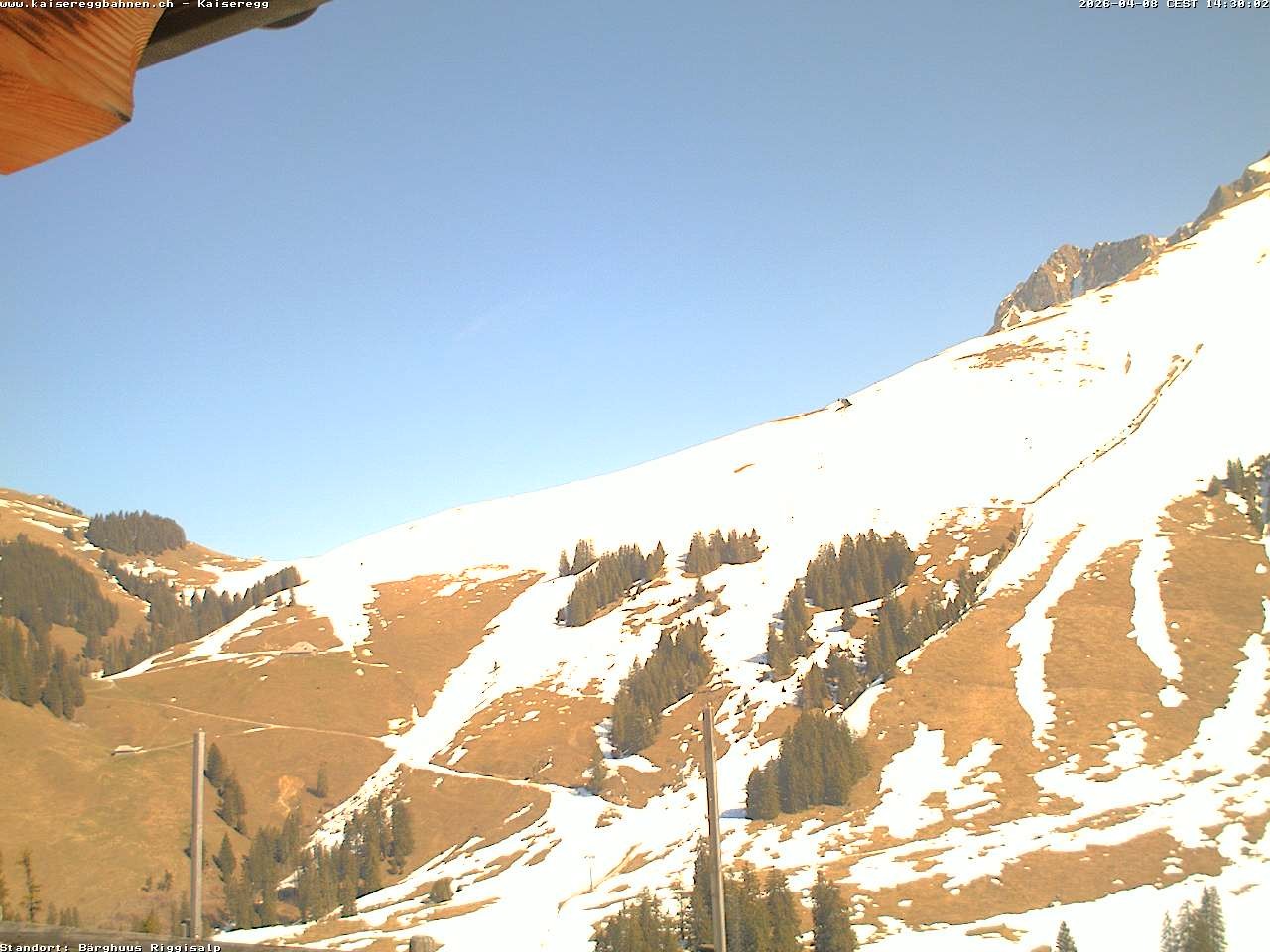 Archived image Webcam Schwarzsee Kaiseregg - mountain hut Bärghuus Riggisalp