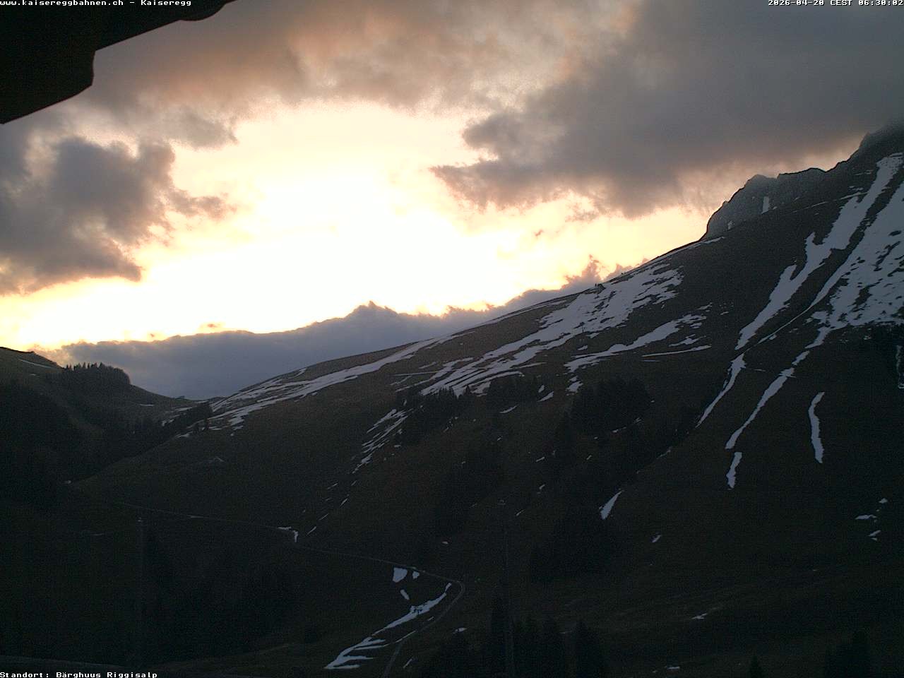 Archiv Foto Webcam Schwarzsee Kaiseregg - Bärghuus Riggisalp