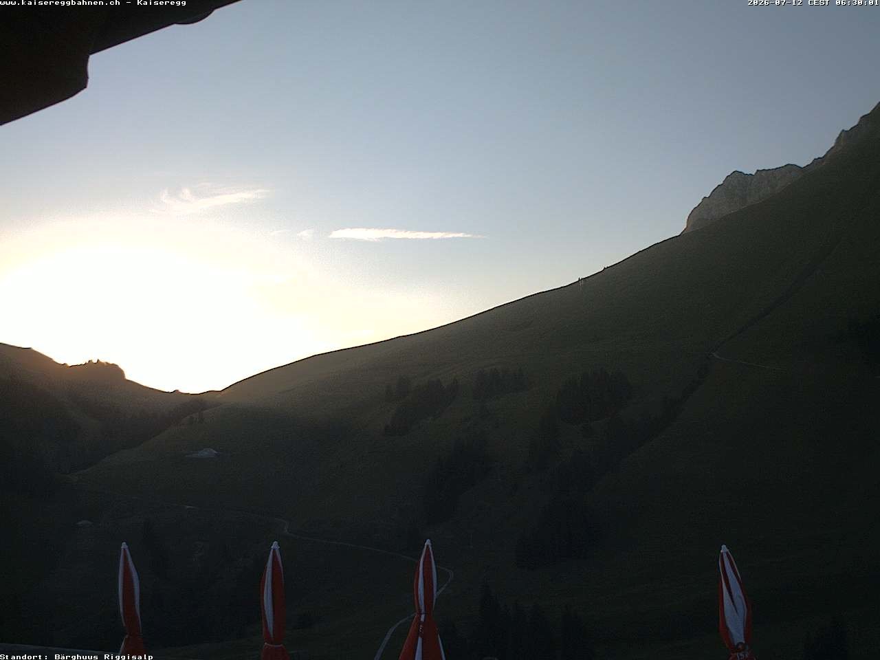 Archived image Webcam Schwarzsee Kaiseregg - mountain hut Bärghuus Riggisalp