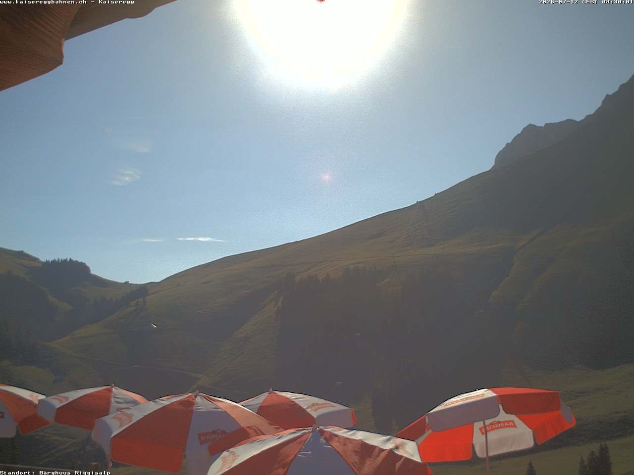 Archived image Webcam Schwarzsee Kaiseregg - mountain hut Bärghuus Riggisalp