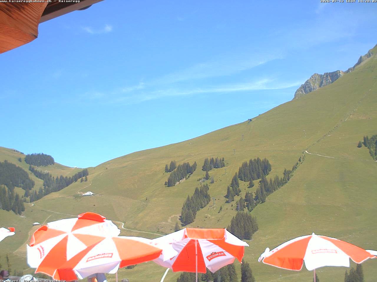 Archived image Webcam Schwarzsee Kaiseregg - mountain hut Bärghuus Riggisalp