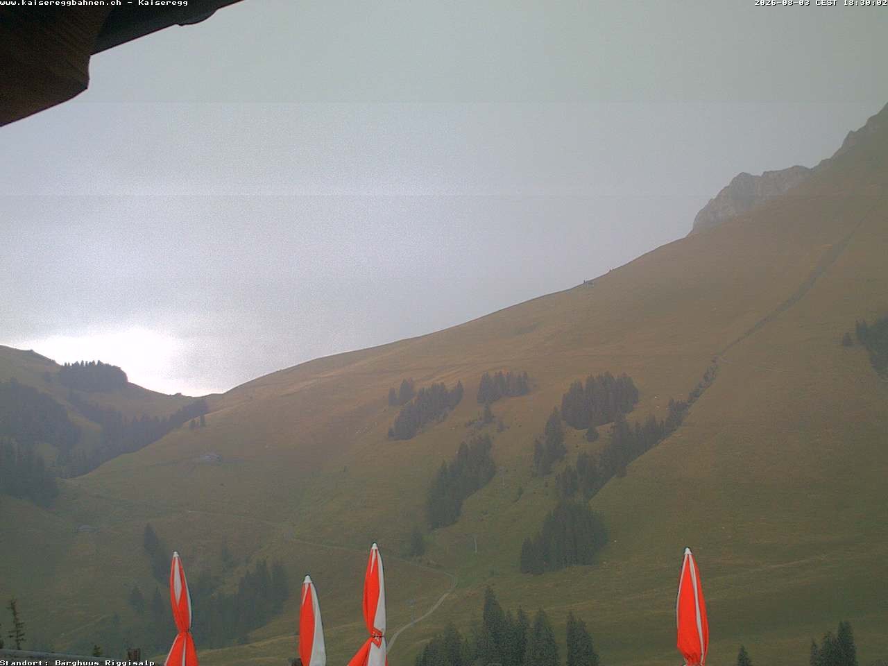 Archived image Webcam Schwarzsee Kaiseregg - mountain hut Bärghuus Riggisalp