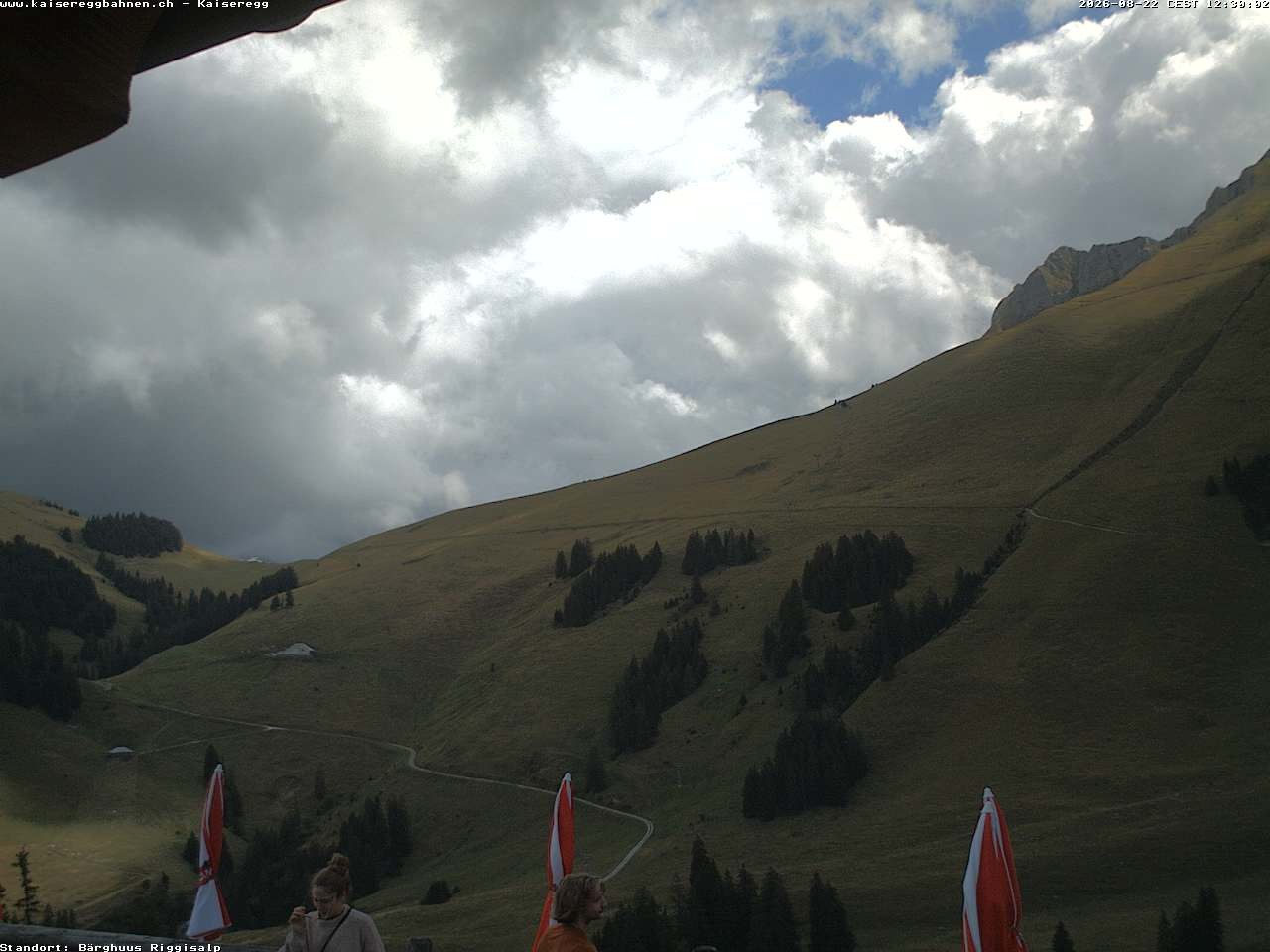 Archived image Webcam Schwarzsee Kaiseregg - mountain hut Bärghuus Riggisalp