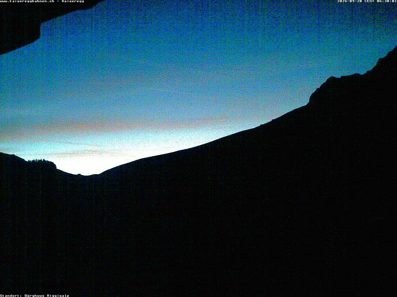 Archived image Webcam Schwarzsee Kaiseregg - mountain hut Bärghuus Riggisalp