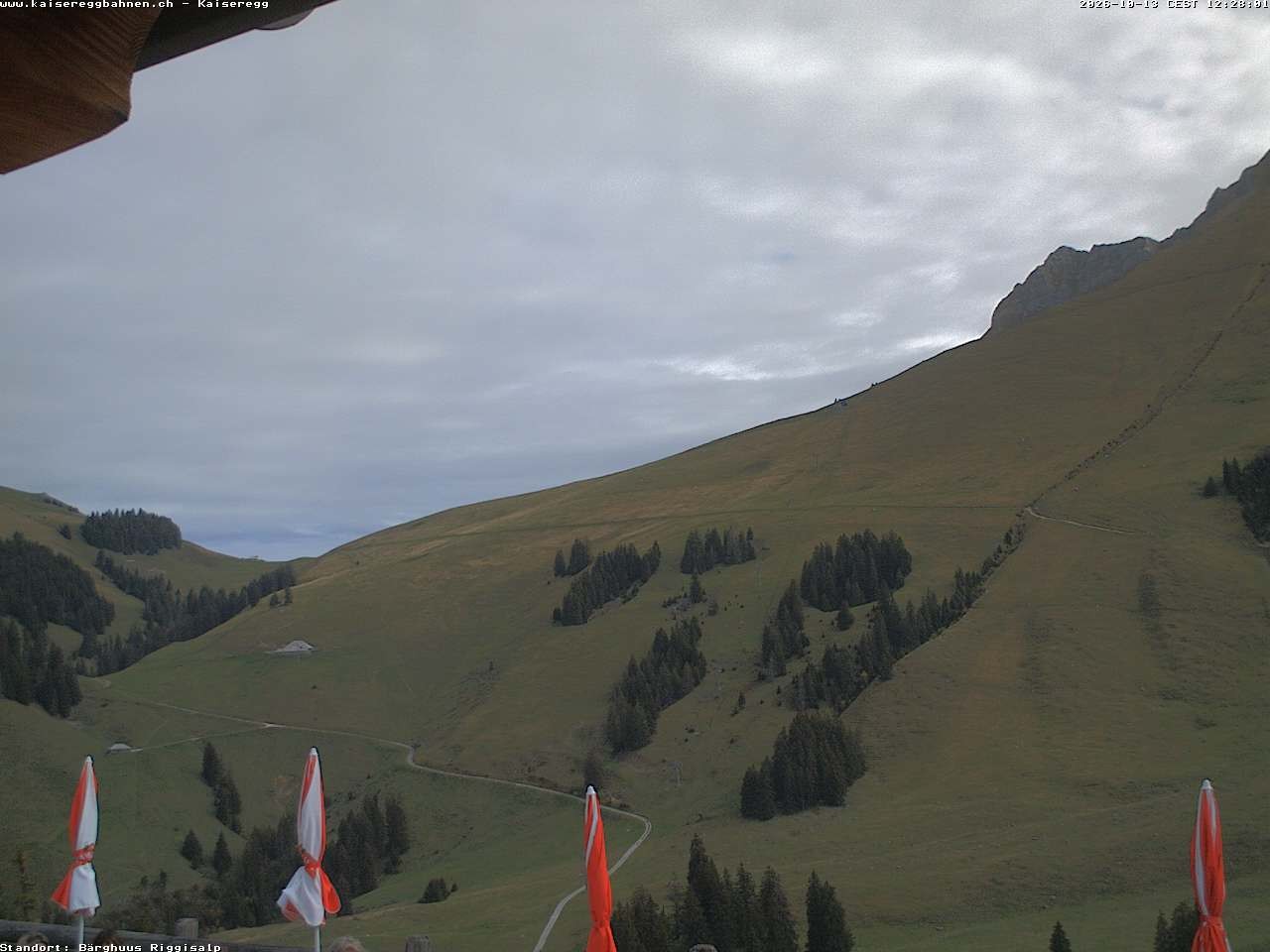 Archived image Webcam Schwarzsee Kaiseregg - mountain hut Bärghuus Riggisalp