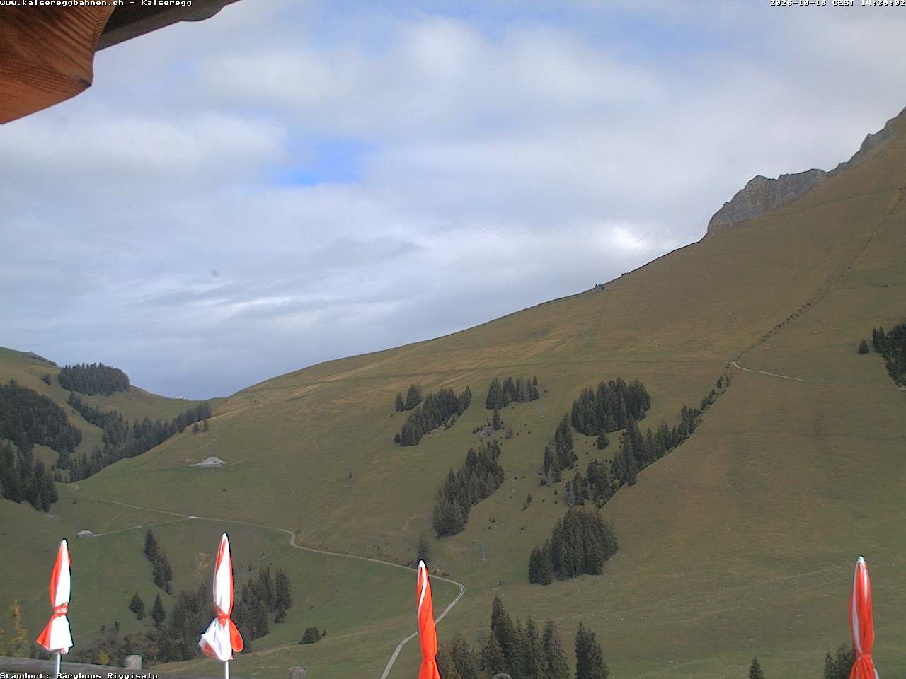 Archived image Webcam Schwarzsee Kaiseregg - mountain hut Bärghuus Riggisalp