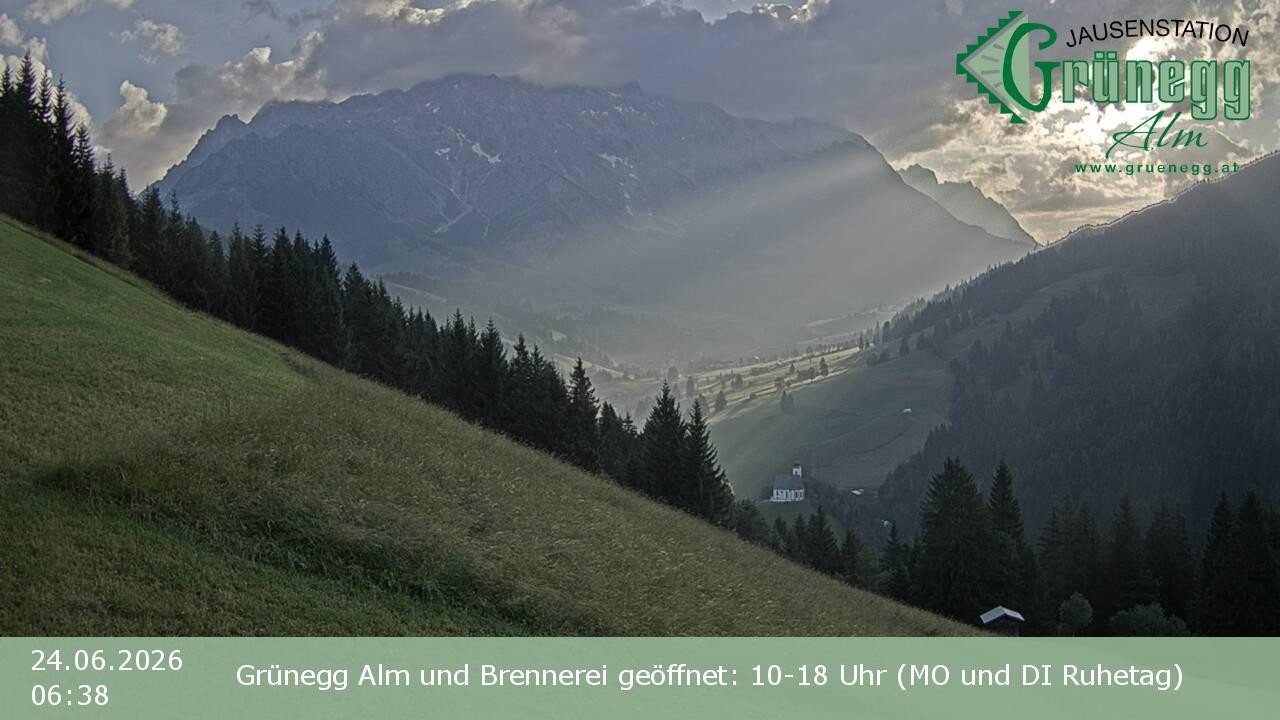Archiv Foto Webcam Dienten: Ausblick Grünegg Alm